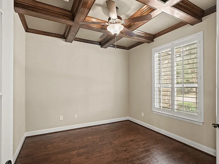 28223 Red Shady Oaks Dr — Photo 5