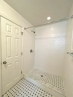 Rented by (Legacy) NY Quality Living Uptown | media 6