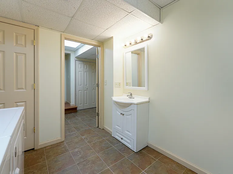 480 Wingfield Way — Photo 30