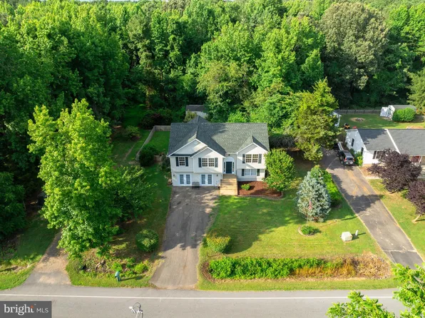 35416 Army Navy Dr, Mechanicsville, MD 20659