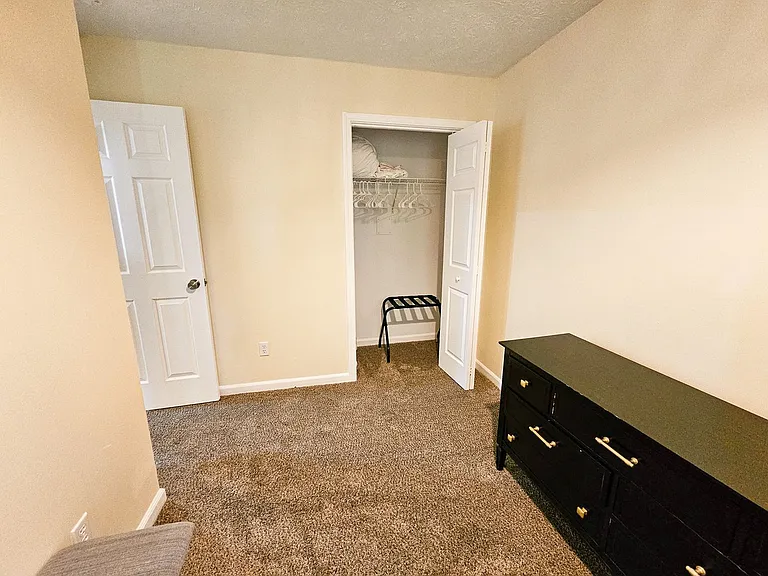 1496 N Kinser Pike — Photo 29
