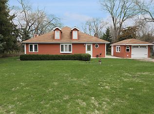 29W450 Townline Rd, Warrenville, IL 60555