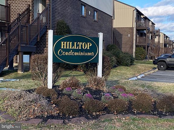 3rd image of 5200 Hilltop Dr #137-H2
