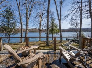 581 Skippers Point Rd, Oakland, MD 21550