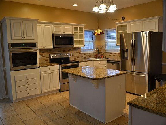 4th image of 139 Giffin Cir