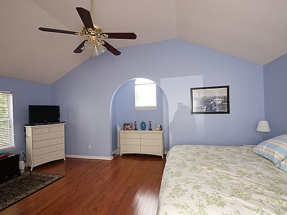 5th image of 92 Kings Mill Ct