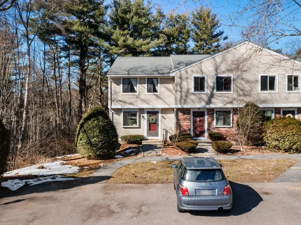 33 Apple Tree Hill Rd Unit 33, Hopkinton, MA 01748
