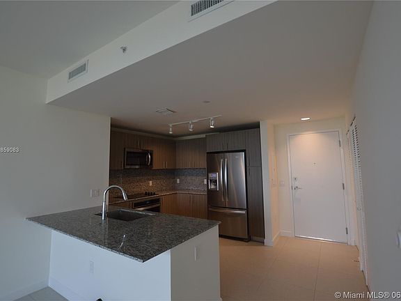 5th image of 5350 NW 84th Ave #611