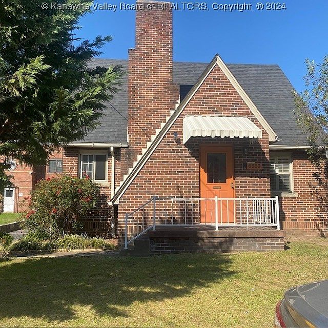 1st image of 6553 Roosevelt Ave