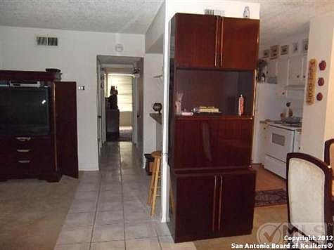 1st image of 1819 Babcock Rd APT 306