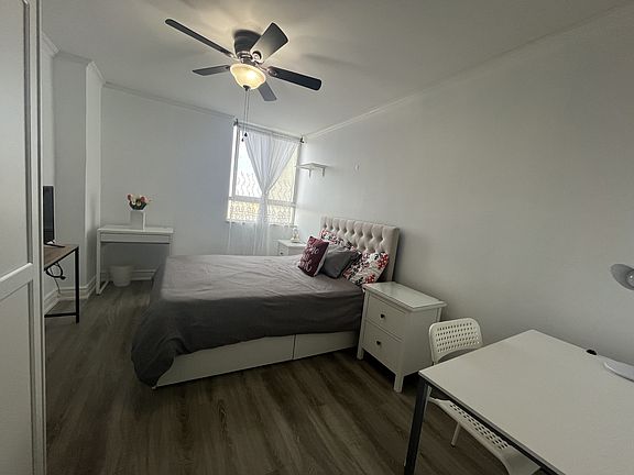 Bedroom B: $980 Private room with Double sized bed