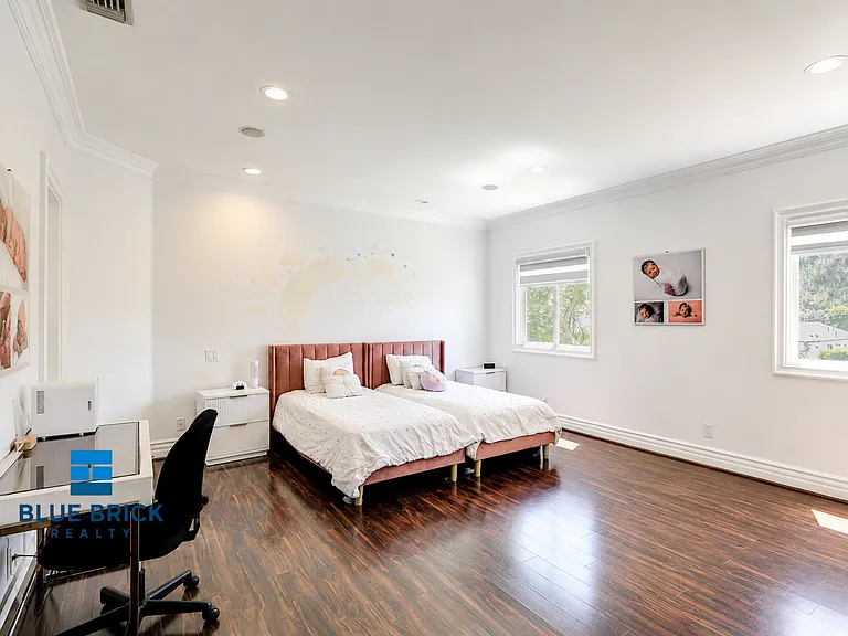 5230 Teesdale Ave — Photo 39