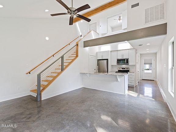 3rd image of 114 Oak Plains Aly