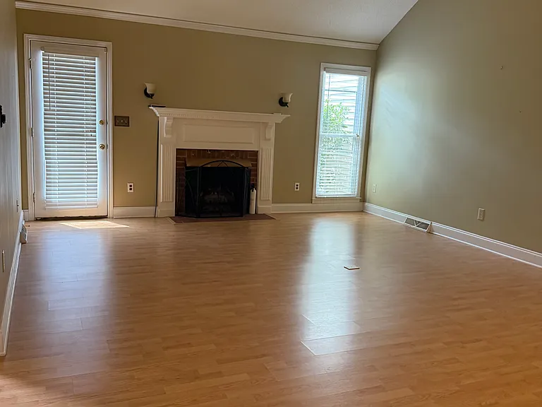 309 Angie Dr — Photo 14