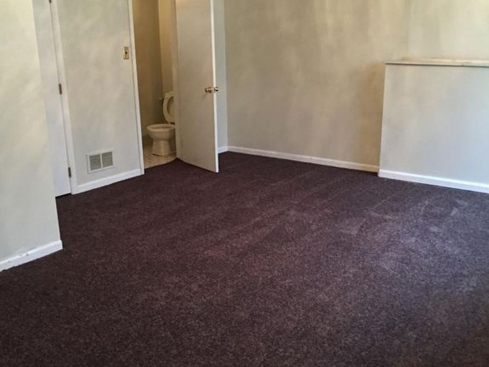 1st image of 12 Farland Way