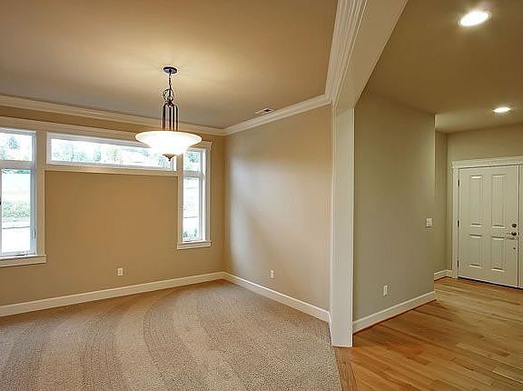 5th image of 6215 NE 1st St