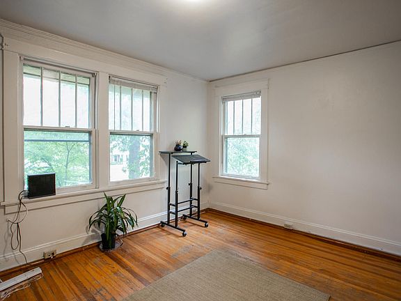 2nd image of 4506 Forest Hill Ave #B
