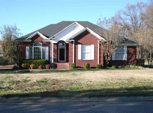 2375 Plantation Dr, Dyersburg, TN 38024