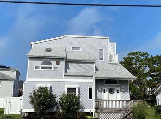 812 Bobby Jones Rd, Brigantine, NJ 08203