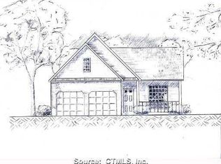 15 Tuscany Hills Dr #15, Middletown, CT 06457