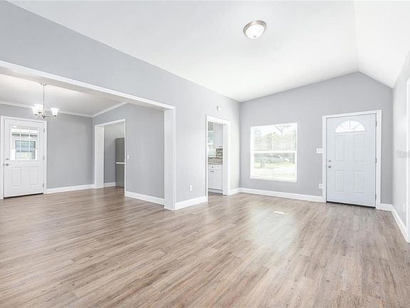 5th image of 256 Mercado Ave