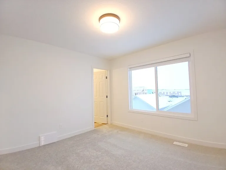 6351 King Wynd SW #UPPER — Photo 3