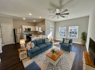 130 Briarwood Rd #122, Statesboro, GA 30458