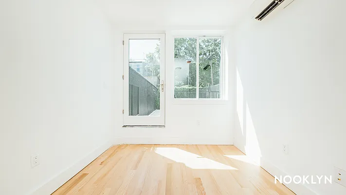 Rented by Nooklyn NYC LLC | media 5