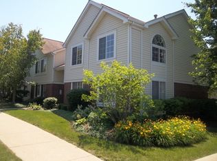 1184 Windbrooke Dr APT 102, Buffalo Grove, IL 60089