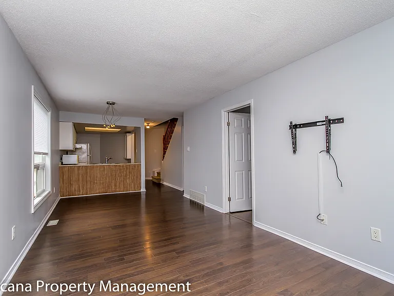 25 Wildpine Ct #1 — Photo 5