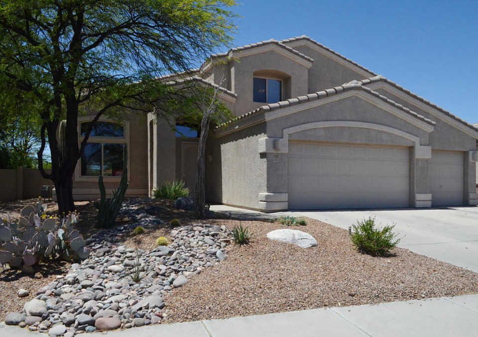 1st image of 392 W Sacaton Canyon Dr