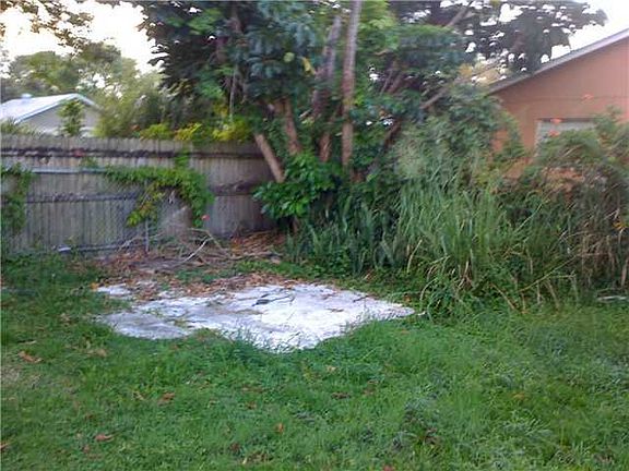 2nd image of 527 N 21st