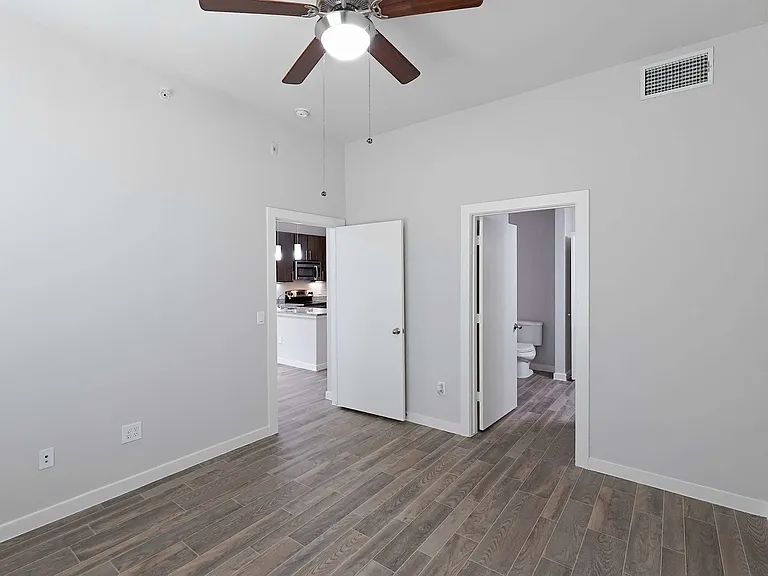 The District At Cypress Waters - Parson's Green — Photo 403