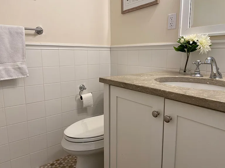 Bedroom 3 - full bath en suite.