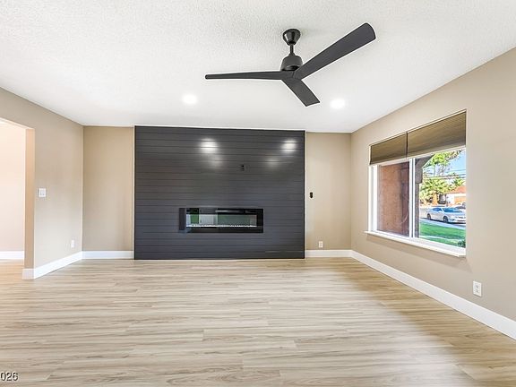 4th image of 4036 Nightingale Ct