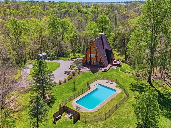 6340 Brown Rd, Oxford, OH 45056