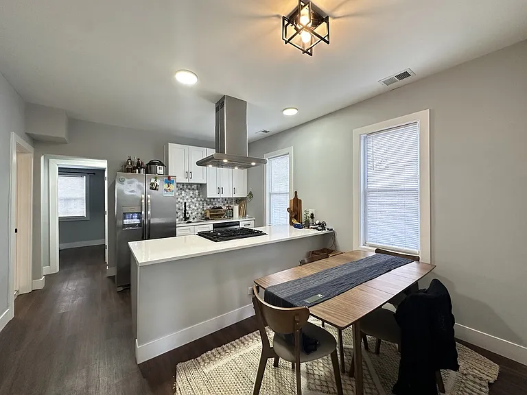 1721 N Mozart St #2 — Photo 6