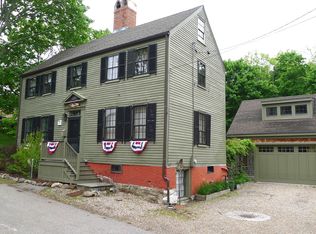 33 Blossom St, Portsmouth, NH 03801