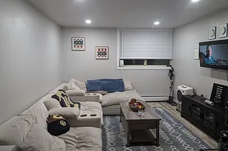 2707 Valmont Rd — Photo 4