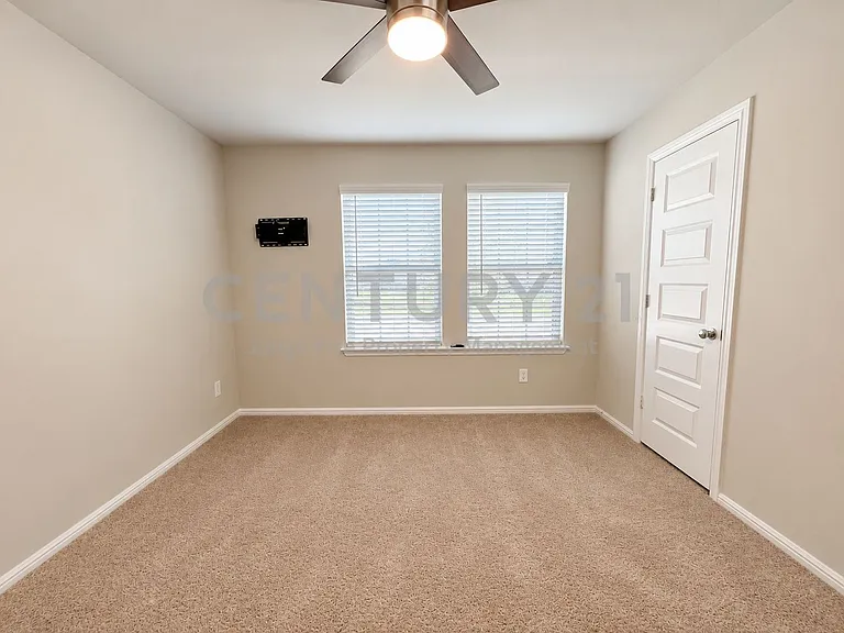 3720 Yarrow Dr — Photo 24