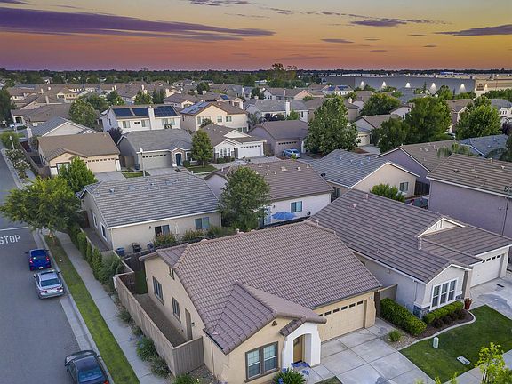 4th image of 2825 Orly Ct