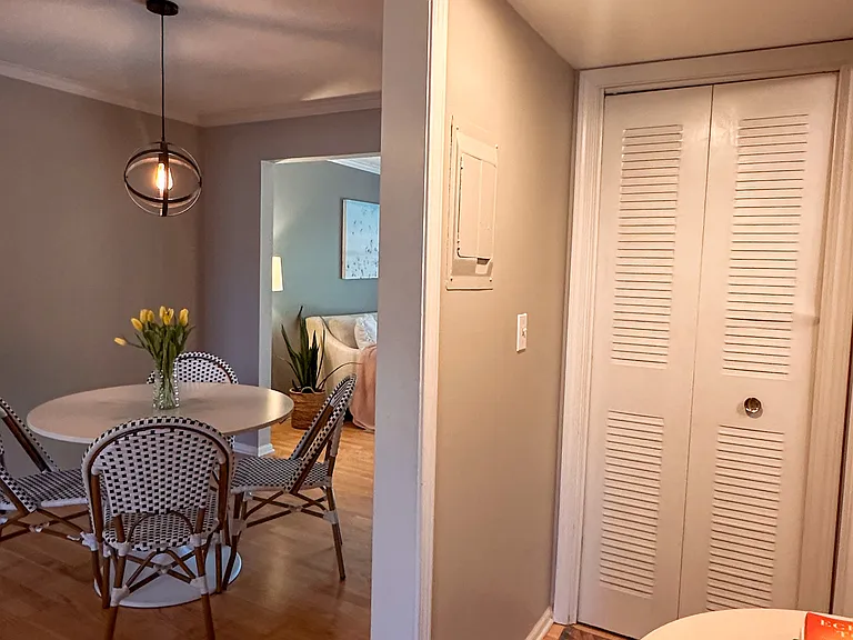 4618 Holly St #6 — Photo 16