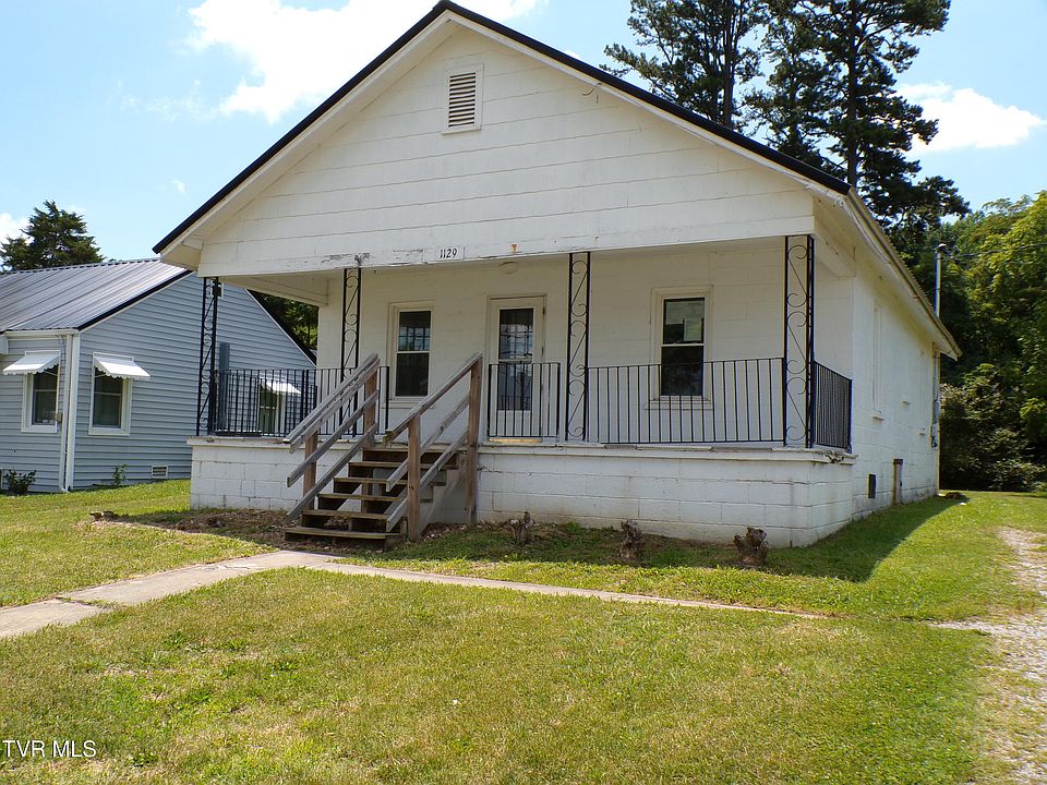 1st image of 1129 Forest St