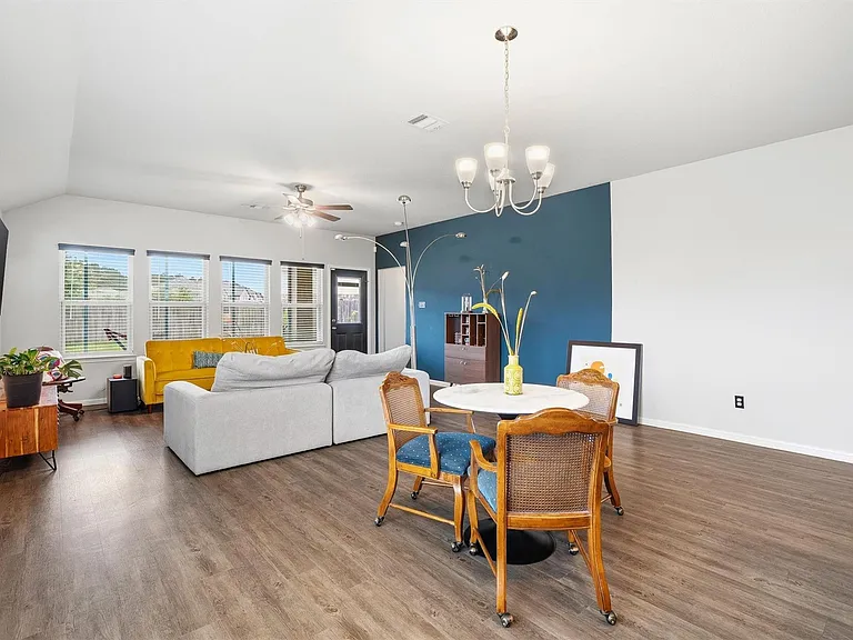 6303 Cambrai Wood Ln — Photo 13
