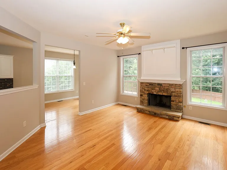 2895 Haynes Club Cir SW — Photo 23