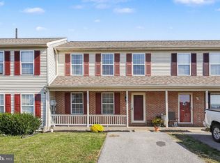 103 Chelmsford Dr, Marietta, PA 17547