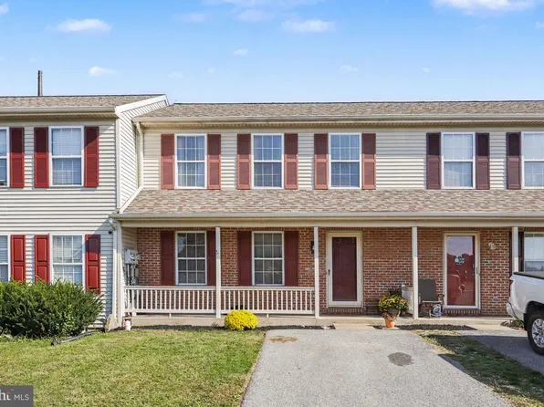 103 Chelmsford Dr, Marietta, PA 17547