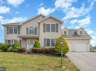 6443 Brittan Rd, Harrisburg, PA 17111