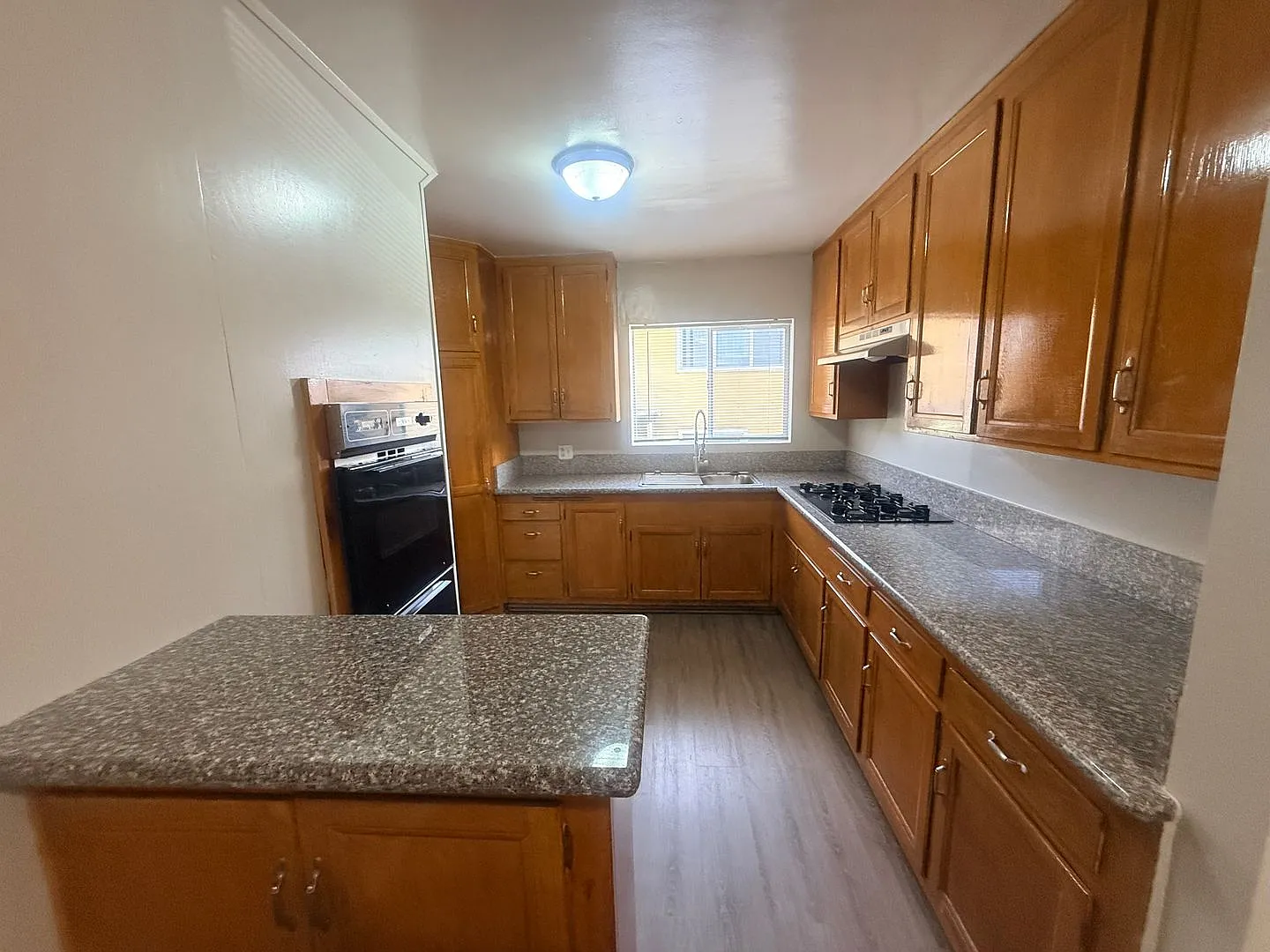 4151 Somerset Dr. — Photo 4