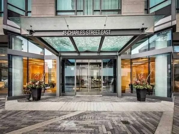 45 Charles St E, Toronto, ON